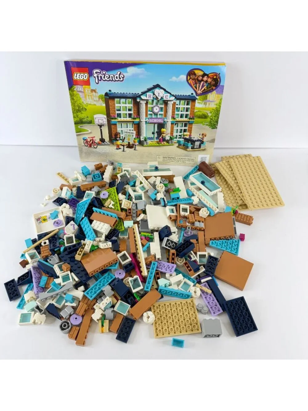 LEGO Friends Heartlake City School 41682